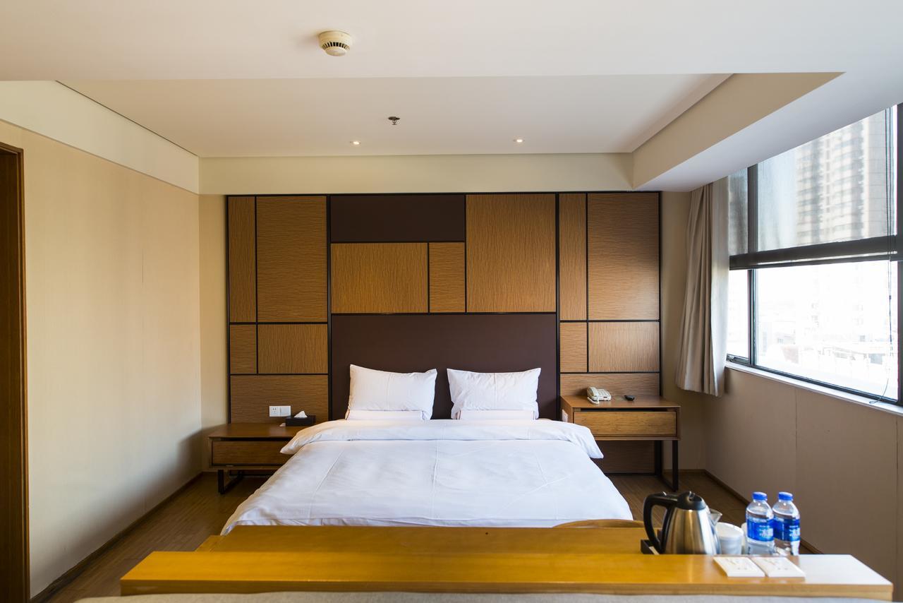 Ji Hotel Shanghai Kangqiao Xiupu Road Buitenkant foto